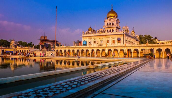 gurudwara-bangla-sahib-xs.jpg